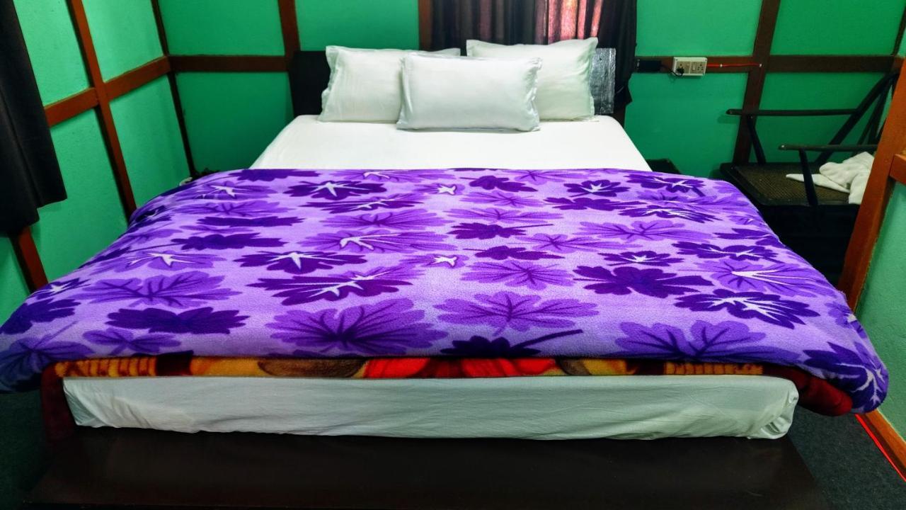 Tenzo Homestay Bomdila エクステリア 写真